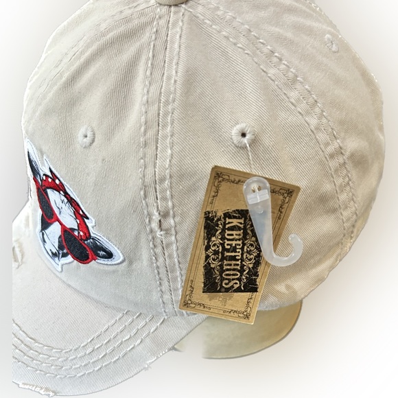 New! This Heifer Don’t Take No Bull Hat. Cream Color - Picture 2 of 4